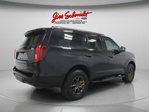 Used 2025 Ford Expedition Tremor AWD/4WD image 6