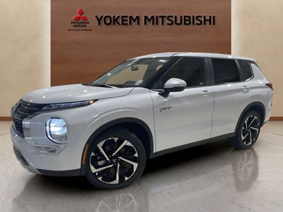 New 2025 Mitsubishi Outlander SE