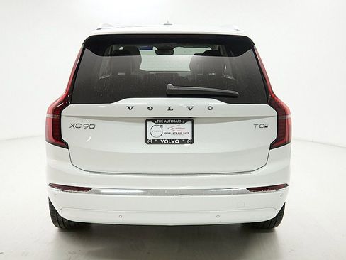 New 2026 Volvo XC90 T8 Ultra w/ Protection Package image 8