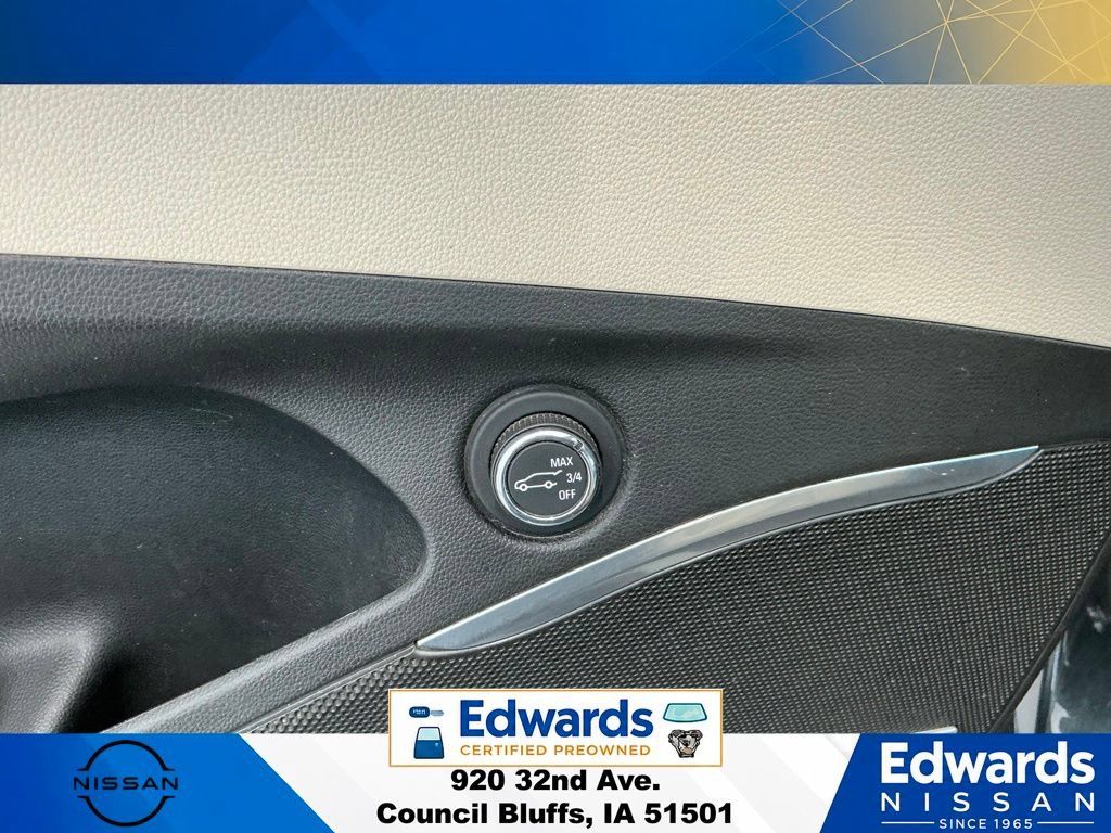 Used 2021 Buick Enclave Essence w/ Sound and Sites Package AWD/4WD image 25