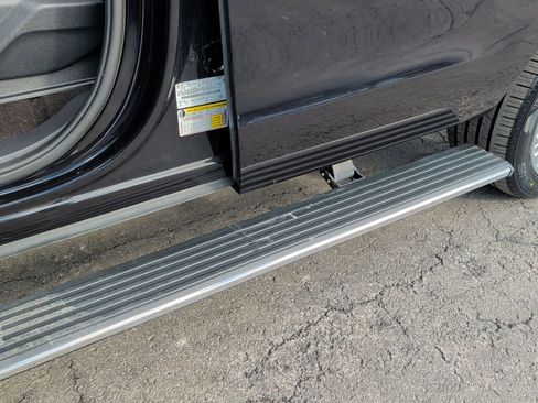 Used 2023 Ford Expedition Platinum image 15