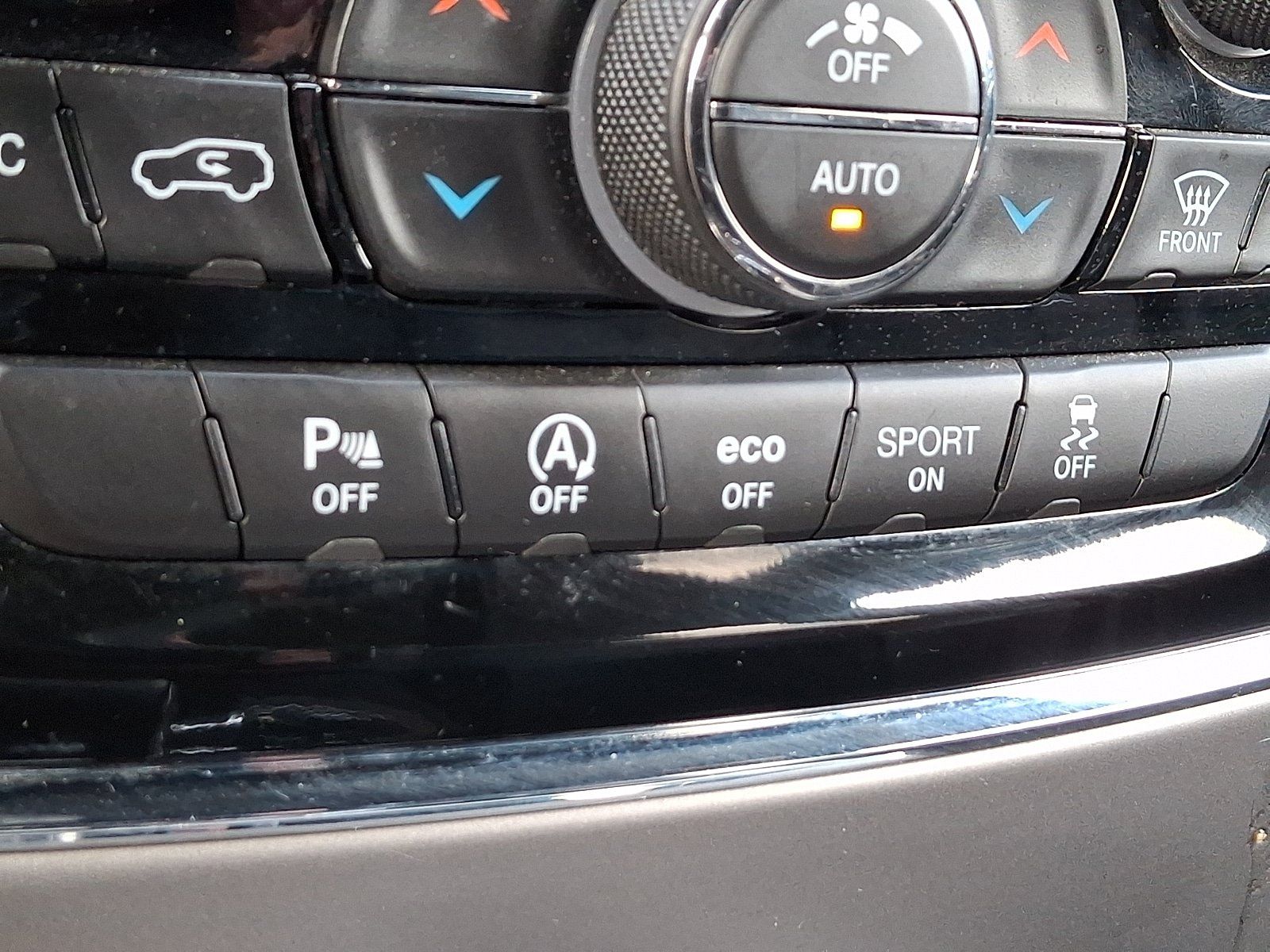 Used 2019 Jeep Grand Cherokee Limited AWD/4WD image 25