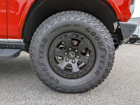 New 2025 Ford Bronco Stroppe Edition image 11