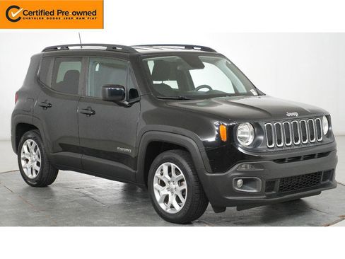 Used 2018 Jeep Renegade Latitude image 1