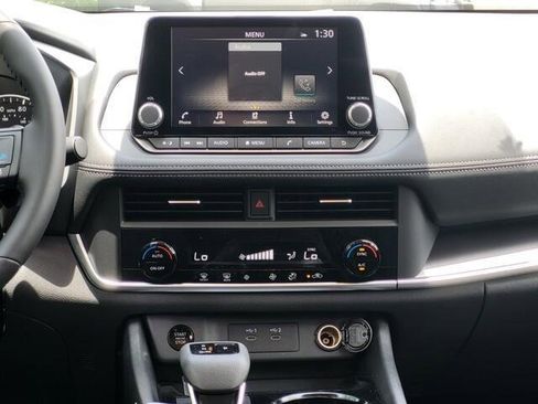 New 2025 Nissan Rogue SV image 20