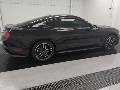 Used 2018 Ford Mustang Premium w/ Equipment Group 201A RWD image 10