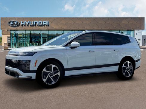 New 2026 Hyundai Ioniq 9 Calligraphy AWD/4WD image 2