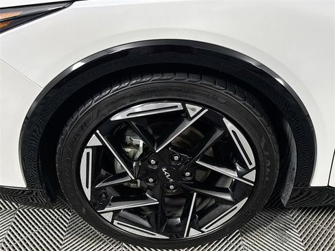 Used 2025 Kia K4 GT-Line w/ GT-Line Premium Package image 4