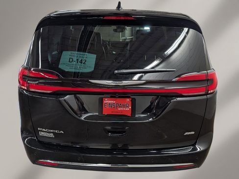 New 2026 Chrysler Pacifica Select image 27