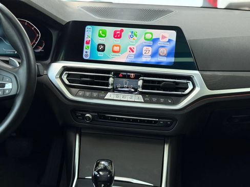 Used 2021 BMW 330i Sedan w/ Premium Package RWD image 20