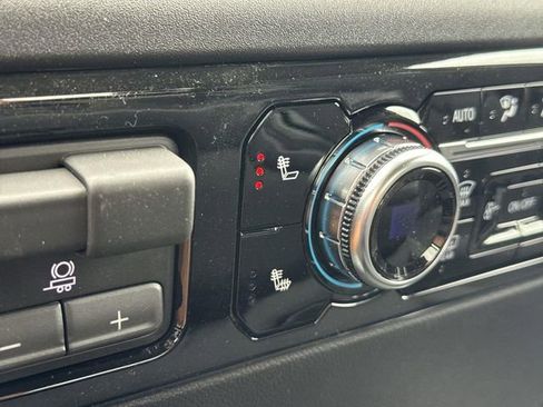 New 2026 GMC Sierra 1500 Elevation image 17