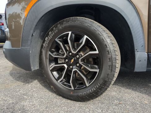 Used 2021 Chevrolet TrailBlazer ACTIV w/ Sun and Liftgate Package image 34