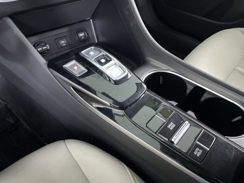 Used 2023 Hyundai Sonata SEL FWD image 19
