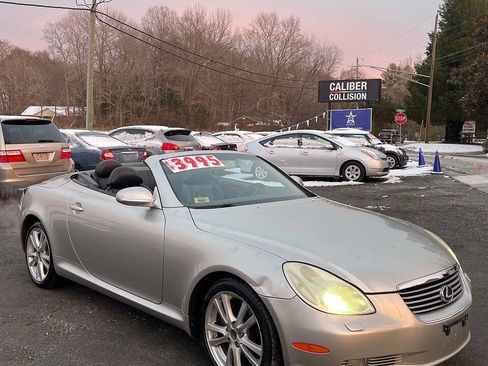 Used 2002 Lexus SC 430 Convertible image 3