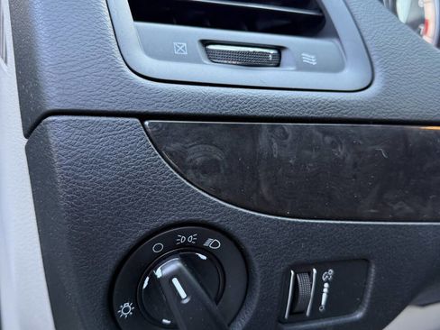 Used 2013 Dodge Grand Caravan American Value Package image 13