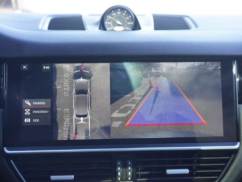 Used 2019 Porsche Cayenne E-Hybrid image 57