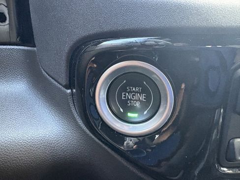 Used 2023 GMC Sierra 1500 SLT w/ SLT Premium Plus Package image 23