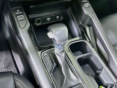 Used 2025 Kia Telluride S FWD image 25
