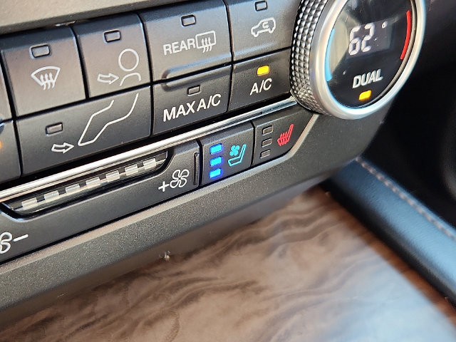 Used 2019 Ford Expedition Max Platinum AWD/4WD image 21