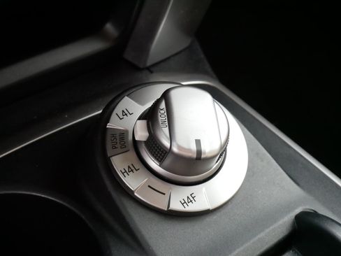 Used 2021 Toyota 4Runner Limited AWD/4WD image 28