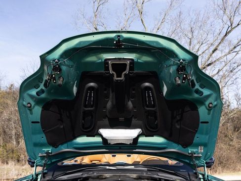 Used 2025 Aston Martin DB12 Volante image 77