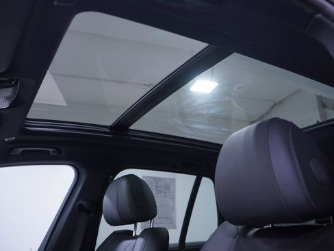 Used 2023 BMW X5 xDrive45e w/ M Sport Package image 8