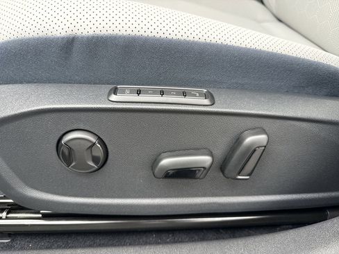 New 2026 Volkswagen ID.4 Pro S image 12