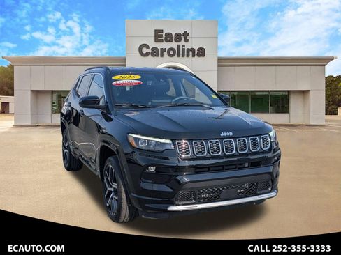 Used 2025 Jeep Compass Limited w/ Elite Group image 1