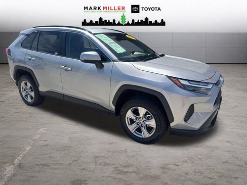 Certified 2025 Toyota RAV4 XLE AWD/4WD image 8