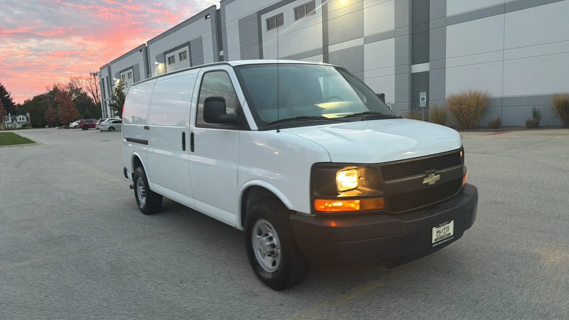 Used 2007 Chevrolet Express 2500 RWD image 3