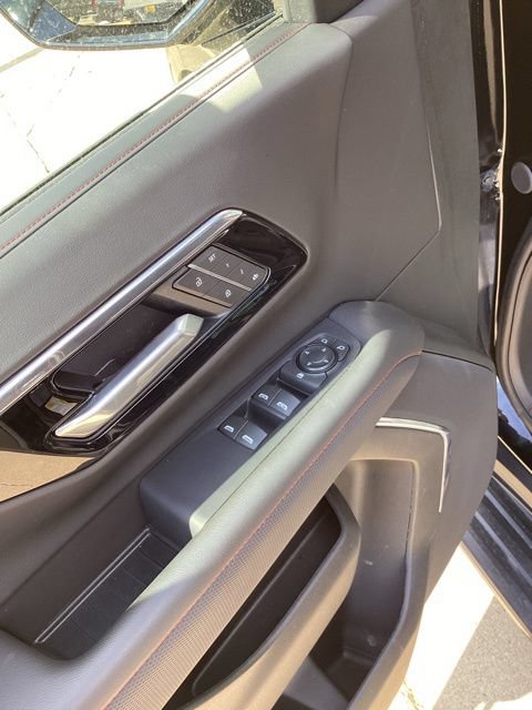 Used 2025 Chevrolet Tahoe RST AWD/4WD image 10