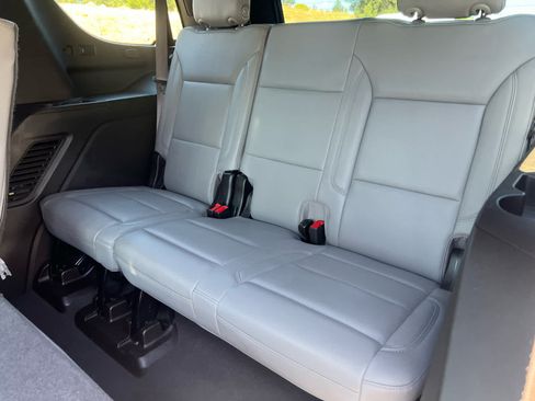 Used 2024 Chevrolet Tahoe LT AWD/4WD image 16