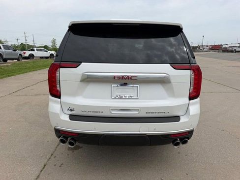 Used 2022 GMC Yukon Denali image 4