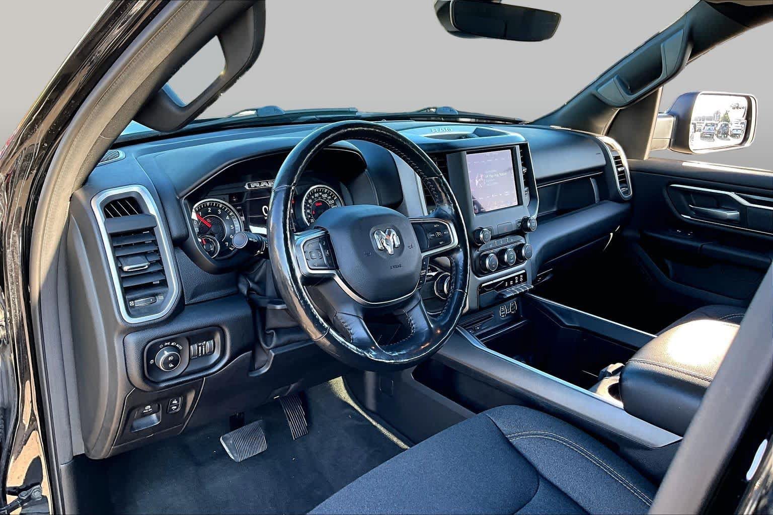 Used 2019 RAM 1500 Big Horn RWD image 18
