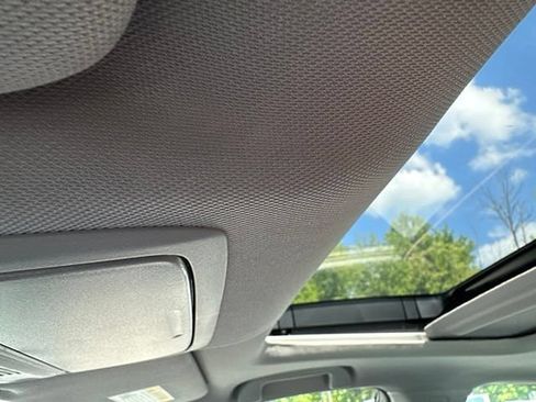 Used 2019 Honda Accord EX-L image 12