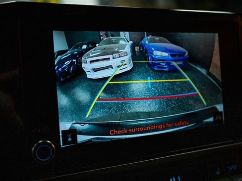 Used 2025 Toyota Camry LE image 22