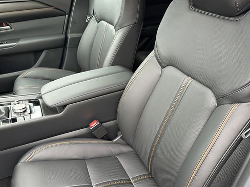 Used 2025 MAZDA CX-50 AWD 2.5 S w/ Weather Package image 12