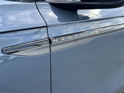 New 2026 Lincoln Nautilus Premier w/ Jet Appearance Package AWD/4WD image 27