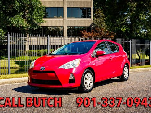 Used 2013 Toyota Prius C Four image 1
