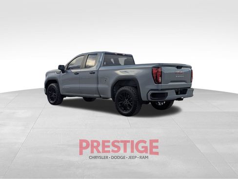 Used 2025 GMC Sierra 1500 Pro w/ Graphite Edition RWD image 11