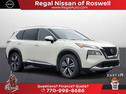 Certified 2022 Nissan Rogue Platinum w/ Head-Up Display Package