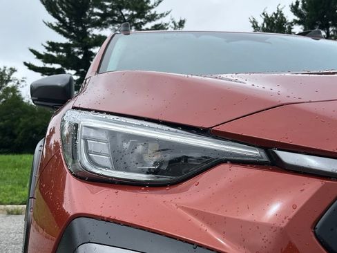 Used 2024 Subaru Crosstrek 2.5i Limited AWD/4WD image 10