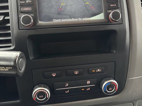 Used 2018 Nissan NV 2500 SV w/ Navigation Package image 22