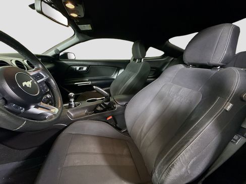 Used 2019 Ford Mustang Coupe image 22