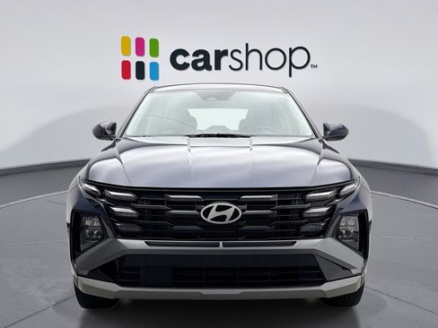 Used 2025 Hyundai Tucson SE AWD/4WD image 8