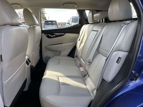 Used 2022 Nissan Rogue Sport SL image 23