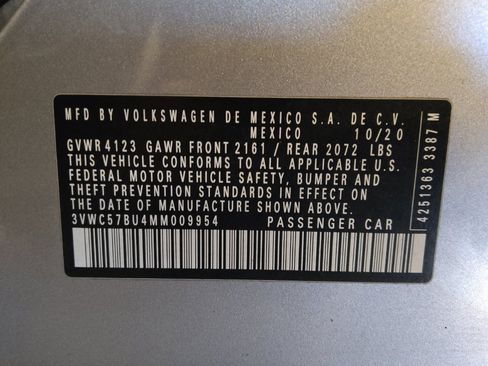 Used 2021 Volkswagen Jetta SE image 33