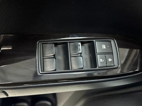 Used 2014 Lexus GX 460 Premium image 25