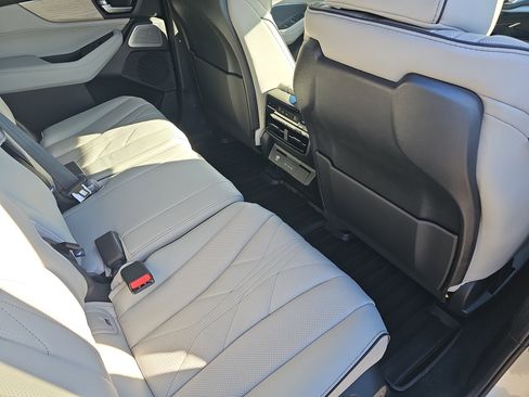 New 2026 Acura MDX SH-AWD w/ Advance Package image 11