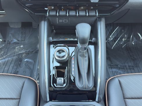 New 2026 GMC Canyon AT4 w/ Technology Plus Package AWD/4WD image 36